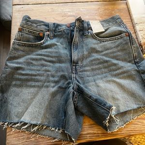 Madewell Relaxed Mid-Length Denim Shorts